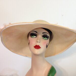 Woman's Vintage Hat by Chapeau Creations designed by Ruth Kropveld